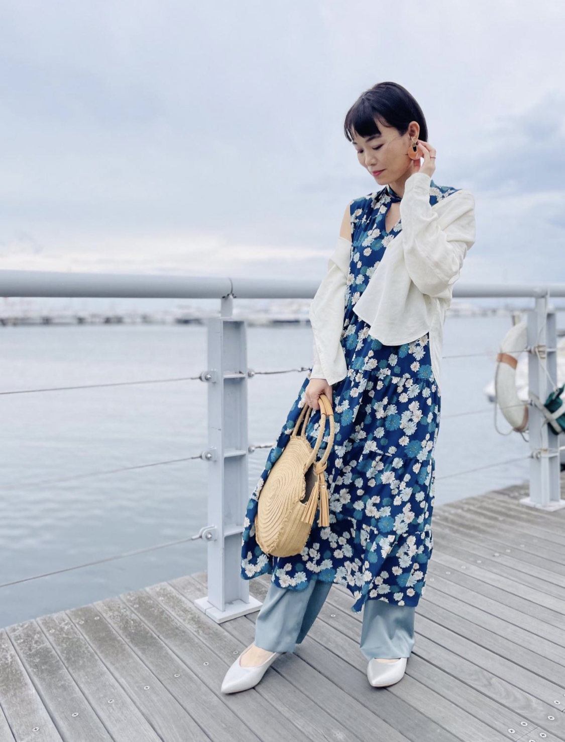 ユニクロut ポール ジョー ワンピース 人とかぶらないコーデ 着回し Shuhumika